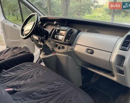 Белый Рено Трафик, объемом двигателя 1.87 л и пробегом 327 тыс. км за 5999 $, фото 16 на Automoto.ua
