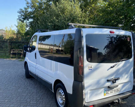 Белый Рено Трафик, объемом двигателя 1.9 л и пробегом 350 тыс. км за 6500 $, фото 4 на Automoto.ua