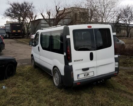 Белый Рено Трафик, объемом двигателя 1.9 л и пробегом 357 тыс. км за 7000 $, фото 4 на Automoto.ua