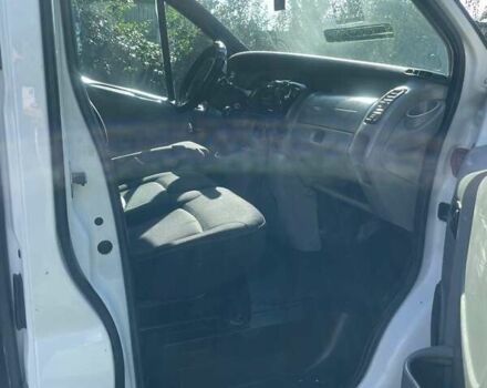 Рено Трафик 2004 в Черновцах на Automoto.ua Белый Рено Трафик, объемом двигателя 1.87 л и пробегом 456 тыс. км за 4500 $, фото 5 на Automoto.ua