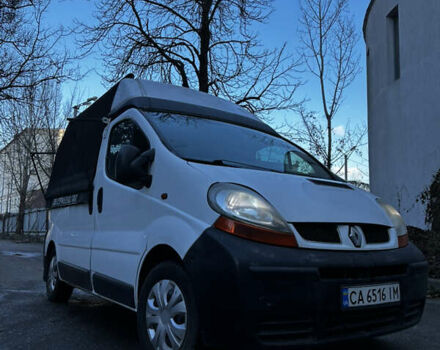 Белый Рено Трафик, объемом двигателя 1.87 л и пробегом 300 тыс. км за 6200 $, фото 2 на Automoto.ua