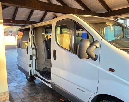 Білий Рено Трафік, об'ємом двигуна 1.9 л та пробігом 377 тис. км за 5800 $, фото 8 на Automoto.ua