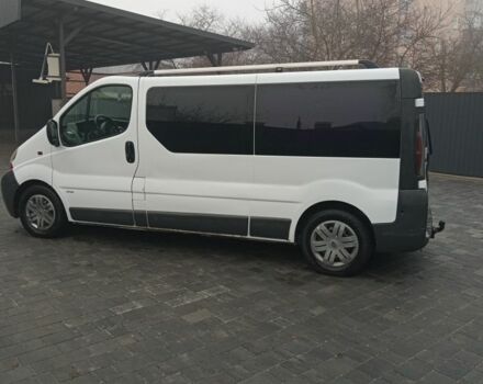 Белый Рено Трафик, объемом двигателя 1.9 л и пробегом 440 тыс. км за 6800 $, фото 6 на Automoto.ua