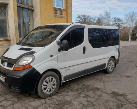 Белый Рено Трафик, объемом двигателя 1.9 л и пробегом 350 тыс. км за 8444 $, фото 2 на Automoto.ua