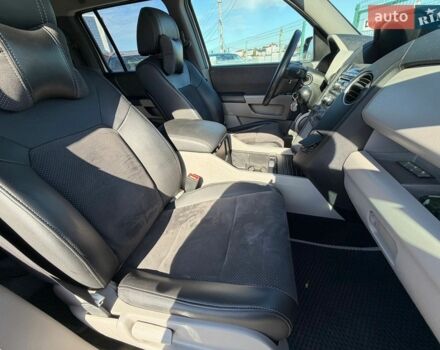 Белый Рено Трафик, объемом двигателя 1.9 л и пробегом 219 тыс. км за 8800 $, фото 4 на Automoto.ua