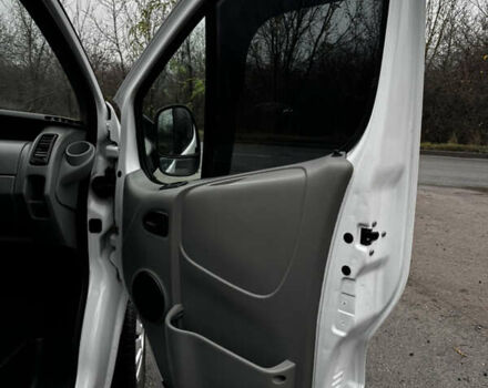 Белый Рено Трафик, объемом двигателя 1.9 л и пробегом 347 тыс. км за 7300 $, фото 45 на Automoto.ua