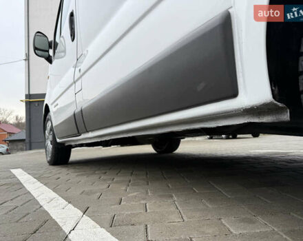 Белый Рено Трафик, объемом двигателя 1.9 л и пробегом 437 тыс. км за 8000 $, фото 23 на Automoto.ua