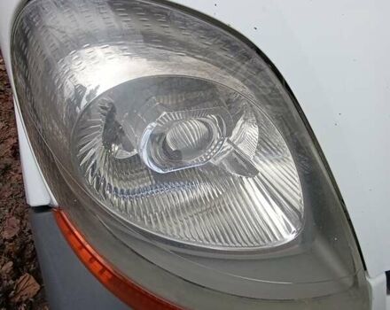 Белый Рено Трафик, объемом двигателя 1.9 л и пробегом 305 тыс. км за 8300 $, фото 3 на Automoto.ua