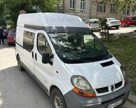 Белый Рено Трафик, объемом двигателя 1.87 л и пробегом 284 тыс. км за 7400 $, фото 2 на Automoto.ua