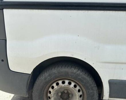 Белый Рено Трафик, объемом двигателя 1.87 л и пробегом 284 тыс. км за 7400 $, фото 5 на Automoto.ua