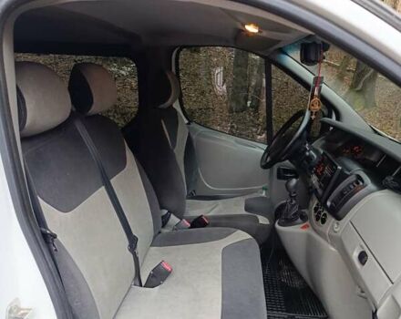 Белый Рено Трафик, объемом двигателя 1.9 л и пробегом 305 тыс. км за 8300 $, фото 8 на Automoto.ua