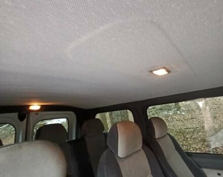 Белый Рено Трафик, объемом двигателя 1.9 л и пробегом 305 тыс. км за 8300 $, фото 5 на Automoto.ua