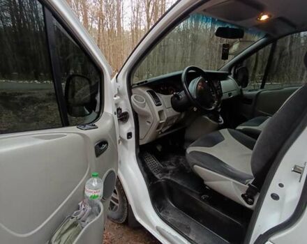 Белый Рено Трафик, объемом двигателя 1.9 л и пробегом 305 тыс. км за 8300 $, фото 16 на Automoto.ua