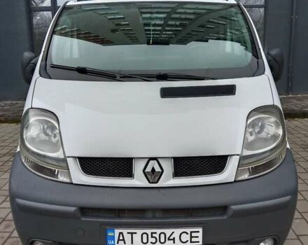 Білий Рено Трафік, об'ємом двигуна 1.9 л та пробігом 381 тис. км за 8500 $, фото 2 на Automoto.ua