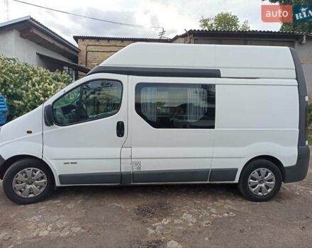 Белый Рено Трафик, объемом двигателя 2.5 л и пробегом 641 тыс. км за 6400 $, фото 5 на Automoto.ua