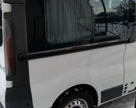 Рено Трафик 2005 в Полонном на Automoto.ua Белый Рено Трафик, объемом двигателя 1.9 л и пробегом 479 тыс. км за 7700 $, фото 8 на Automoto.ua