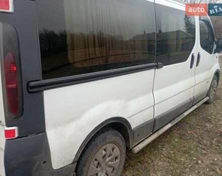 Білий Рено Трафік, об'ємом двигуна 1.87 л та пробігом 360 тис. км за 9300 $, фото 6 на Automoto.ua