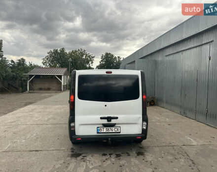 Белый Рено Трафик, объемом двигателя 1.87 л и пробегом 473 тыс. км за 5000 $, фото 1 на Automoto.ua