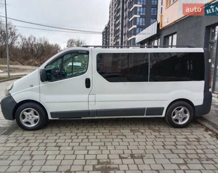 Білий Рено Трафік, об'ємом двигуна 1.9 л та пробігом 381 тис. км за 8500 $, фото 4 на Automoto.ua