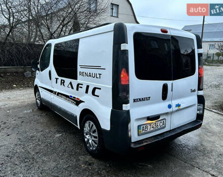 Білий Рено Трафік, об'ємом двигуна 1.9 л та пробігом 354 тис. км за 6500 $, фото 6 на Automoto.ua