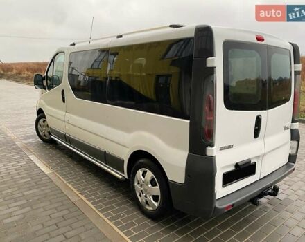 Білий Рено Трафік, об'ємом двигуна 1.9 л та пробігом 350 тис. км за 8000 $, фото 11 на Automoto.ua