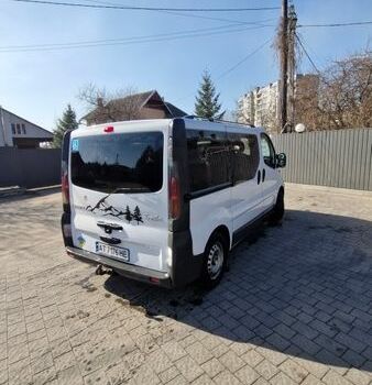 Білий Рено Трафік, об'ємом двигуна 1.9 л та пробігом 382 тис. км за 7500 $, фото 16 на Automoto.ua