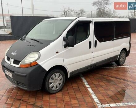Белый Рено Трафик, объемом двигателя 1.9 л и пробегом 440 тыс. км за 5700 $, фото 1 на Automoto.ua