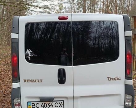 Белый Рено Трафик, объемом двигателя 1.9 л и пробегом 305 тыс. км за 8300 $, фото 18 на Automoto.ua