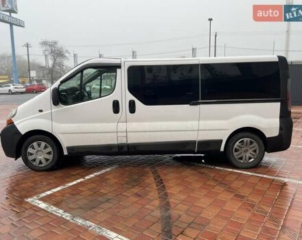 Белый Рено Трафик, объемом двигателя 1.9 л и пробегом 440 тыс. км за 5700 $, фото 7 на Automoto.ua