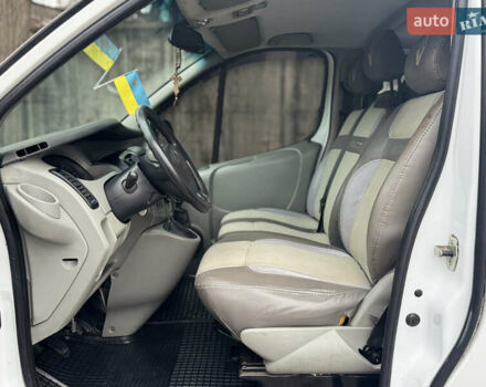 Белый Рено Трафик, объемом двигателя 1.87 л и пробегом 327 тыс. км за 7800 $, фото 18 на Automoto.ua