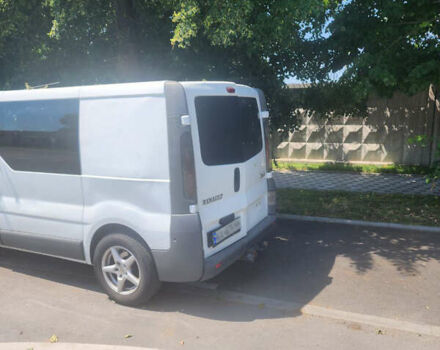 Белый Рено Трафик, объемом двигателя 1.9 л и пробегом 396 тыс. км за 3999 $, фото 4 на Automoto.ua