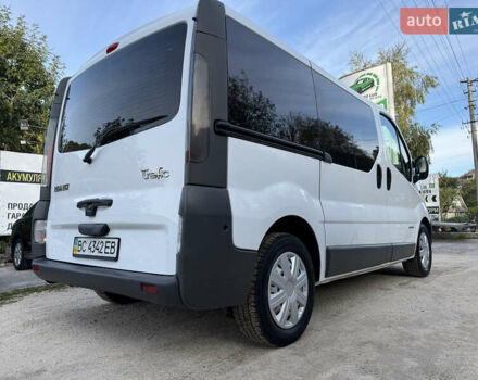 Білий Рено Трафік, об'ємом двигуна 1.9 л та пробігом 217 тис. км за 7999 $, фото 14 на Automoto.ua