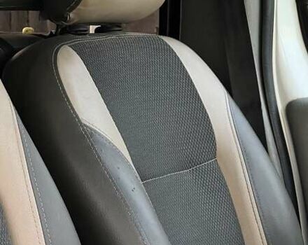 Білий Рено Трафік, об'ємом двигуна 1.9 л та пробігом 285 тис. км за 7500 $, фото 15 на Automoto.ua