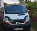 Белый Рено Трафик, объемом двигателя 2.46 л и пробегом 300 тыс. км за 7800 $, фото 1 на Automoto.ua