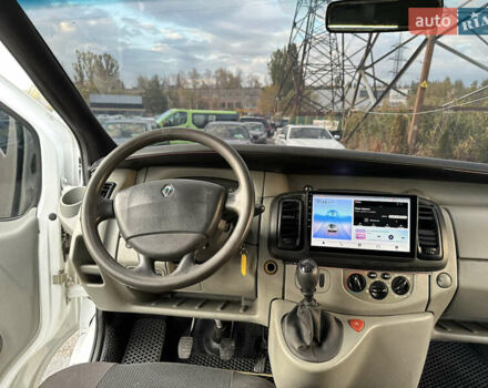 Белый Рено Трафик, объемом двигателя 1.87 л и пробегом 581 тыс. км за 7500 $, фото 18 на Automoto.ua