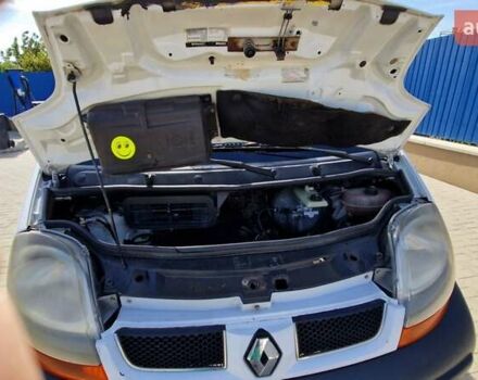 Белый Рено Трафик, объемом двигателя 1.87 л и пробегом 548 тыс. км за 8450 $, фото 13 на Automoto.ua