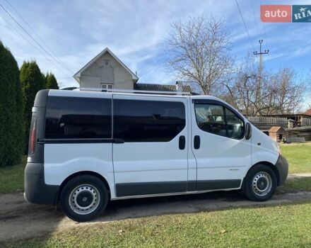 Белый Рено Трафик, объемом двигателя 1.87 л и пробегом 369 тыс. км за 7700 $, фото 7 на Automoto.ua