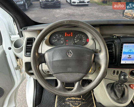 Белый Рено Трафик, объемом двигателя 1.87 л и пробегом 581 тыс. км за 7500 $, фото 24 на Automoto.ua