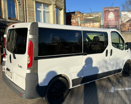 Білий Рено Трафік, об'ємом двигуна 2 л та пробігом 246 тис. км за 8299 $, фото 2 на Automoto.ua