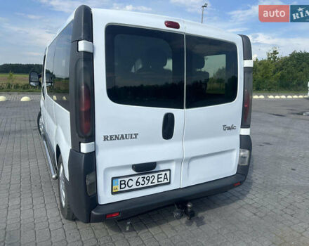 Белый Рено Трафик, объемом двигателя 1.87 л и пробегом 256 тыс. км за 6900 $, фото 10 на Automoto.ua