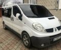 Белый Рено Трафик, объемом двигателя 2.46 л и пробегом 385 тыс. км за 9000 $, фото 1 на Automoto.ua