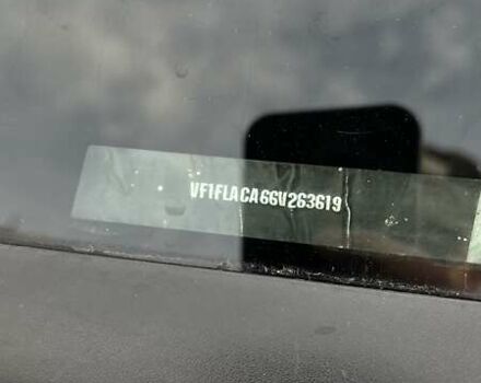 Білий Рено Трафік, об'ємом двигуна 1.9 л та пробігом 285 тис. км за 7500 $, фото 44 на Automoto.ua