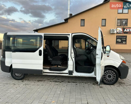 Рено Трафик 2006 в Тернополе на Automoto.ua Белый Рено Трафик, объемом двигателя 1.9 л и пробегом 390 тыс. км за 7000 $, фото 5 на Automoto.ua