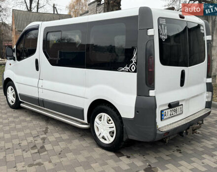 Белый Рено Трафик, объемом двигателя 1.87 л и пробегом 327 тыс. км за 7800 $, фото 12 на Automoto.ua