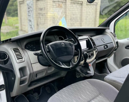 Рено Трафик 2006 в Львове на Automoto.ua Белый Рено Трафик, объемом двигателя 1.9 л и пробегом 320 тыс. км за 6650 $, фото 8 на Automoto.ua