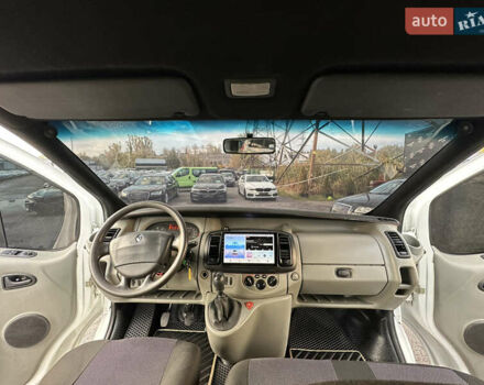 Белый Рено Трафик, объемом двигателя 1.87 л и пробегом 581 тыс. км за 7500 $, фото 17 на Automoto.ua