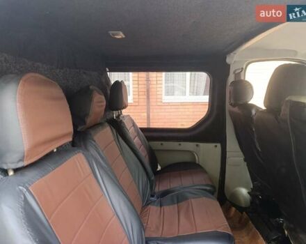 Белый Рено Трафик, объемом двигателя 1.87 л и пробегом 406 тыс. км за 7600 $, фото 9 на Automoto.ua