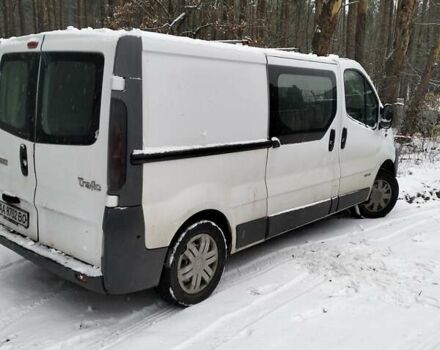 Білий Рено Трафік, об'ємом двигуна 2.5 л та пробігом 382 тис. км за 5900 $, фото 2 на Automoto.ua