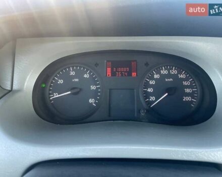 Білий Рено Трафік, об'ємом двигуна 1.9 л та пробігом 318 тис. км за 7500 $, фото 7 на Automoto.ua