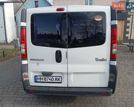 Белый Рено Трафик, объемом двигателя 2 л и пробегом 325 тыс. км за 7700 $, фото 6 на Automoto.ua